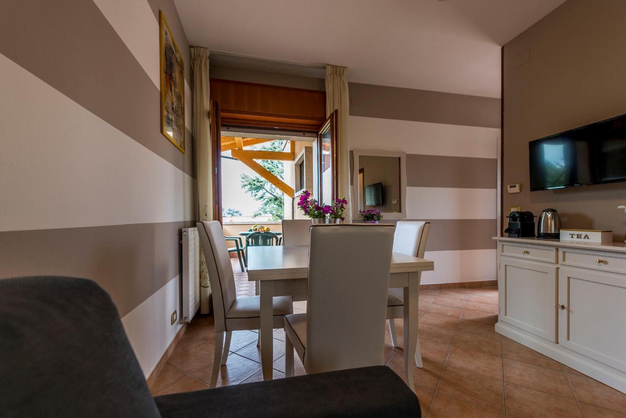 Italianflat - Peschiera Residence Peschiera del Garda Esterno foto