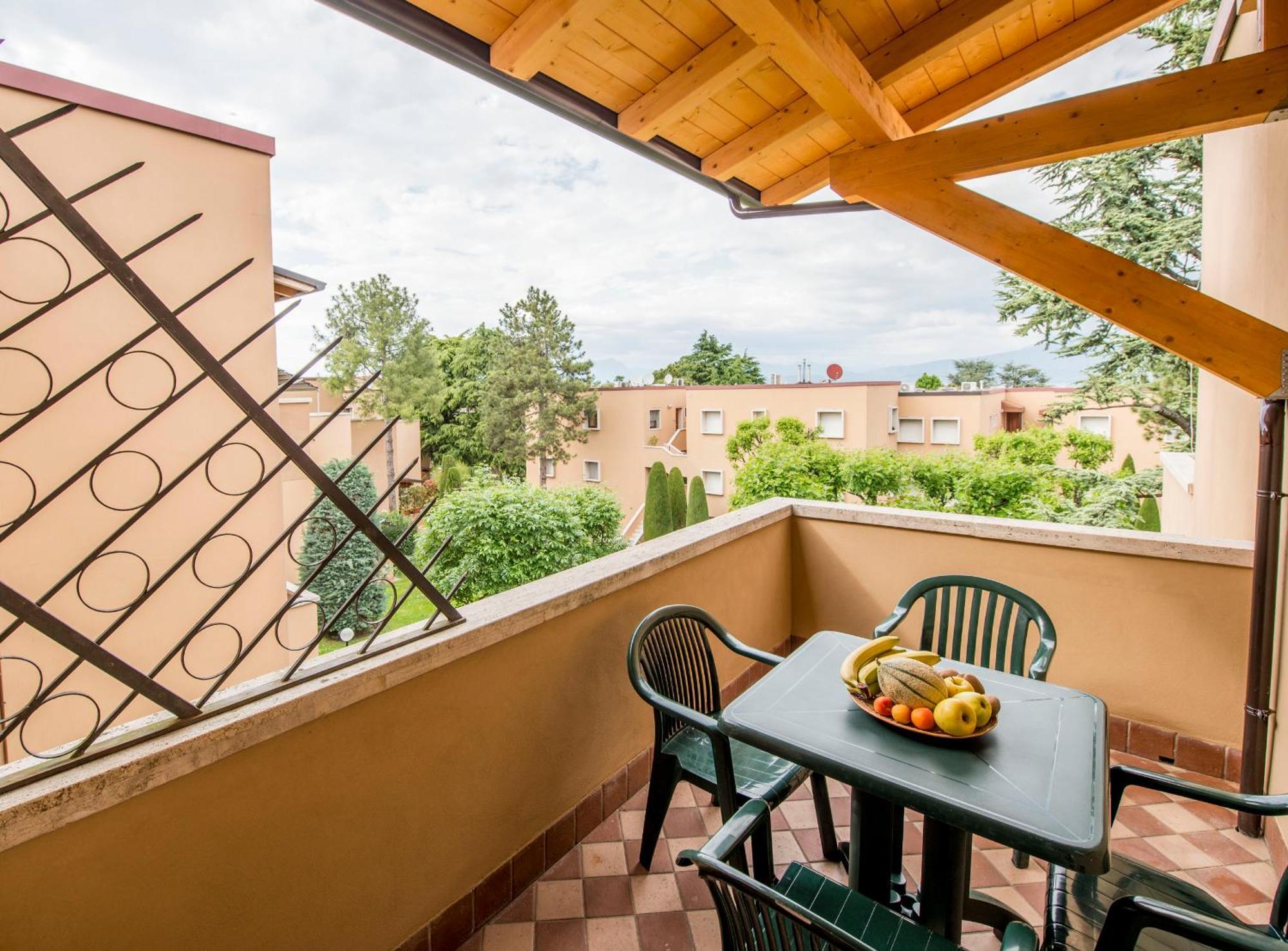 Italianflat - Peschiera Residence Peschiera del Garda Esterno foto